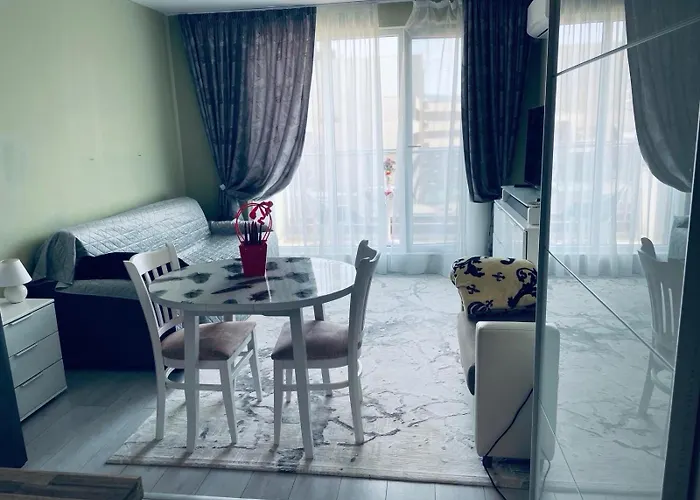 Apartman Admiral Plasa Studiyo-25c *