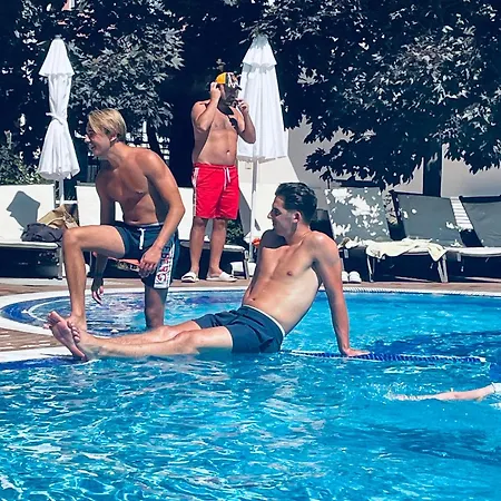 Admiral Plasa Studiyo-25c Appartement *